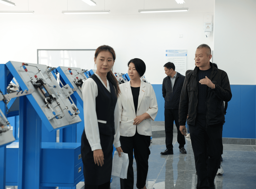 1772521240889030194.png 1772521217205_10914.png